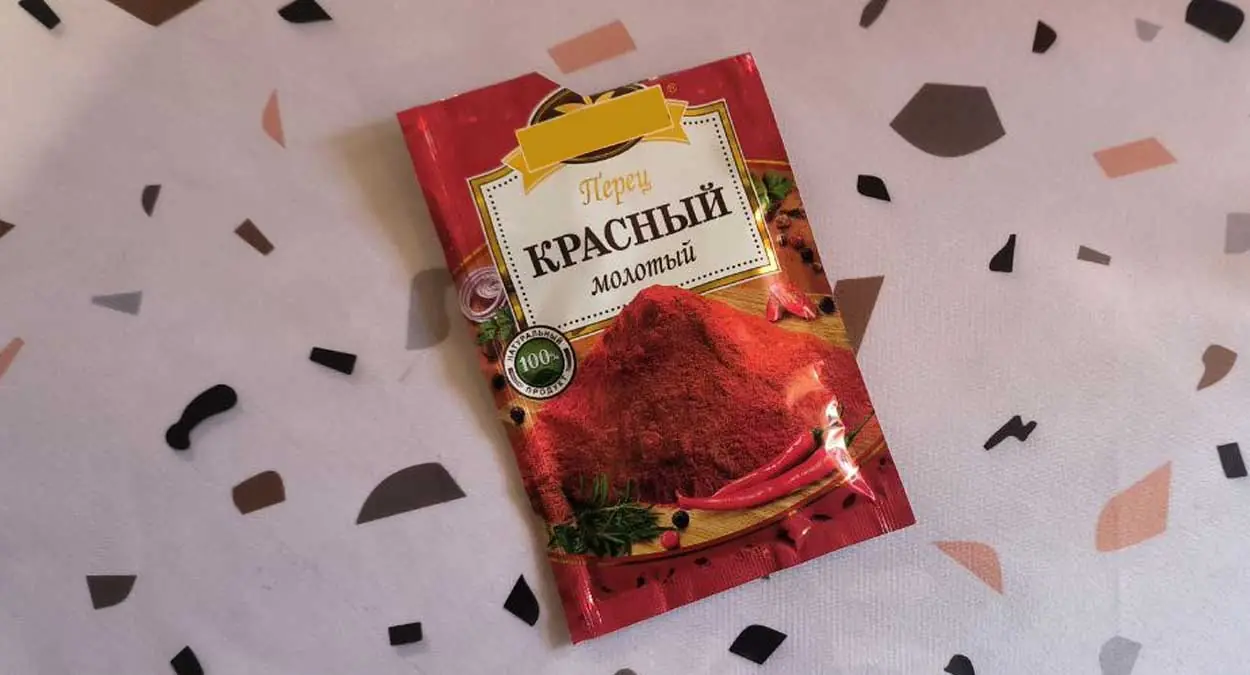 Дешёвое средство из «Светофора» поможет избавиться от слизней: 30 рублей — и вредителей как будто и не было