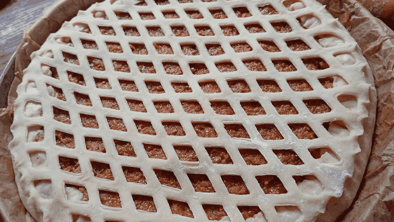 Пирог из остатков компота: простой рецепт из сухофруктов