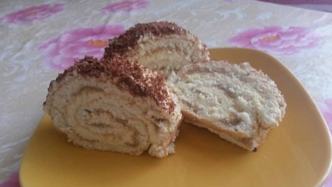 Вкуснее чем торт: кофейный рулет «Тирамису» — готовится быстро, справиться любой