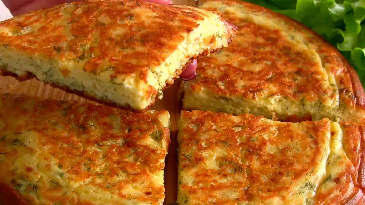 Ленивый хачапури из лаваша: сырный пирог за 15 минут без весов и скалки