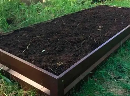 Собираем грядку-короб на болтах: без саморезов и с плёнкой 0,3 мм