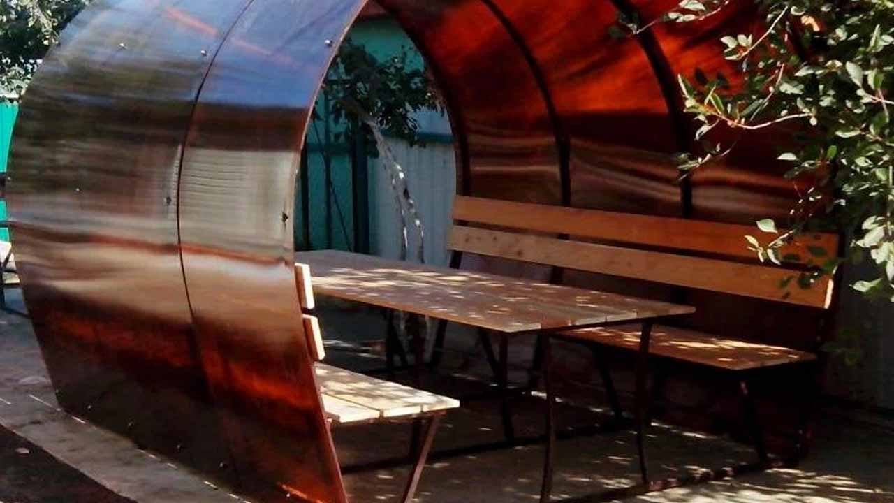 Беседка из поликарбоната своими руками: понятная инструкция и советы, как избежать ошибок